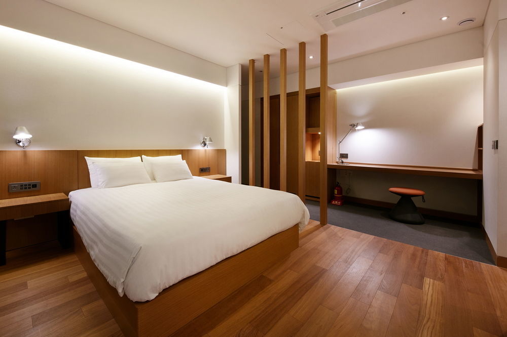 Standard Hotel Seoul Exterior photo