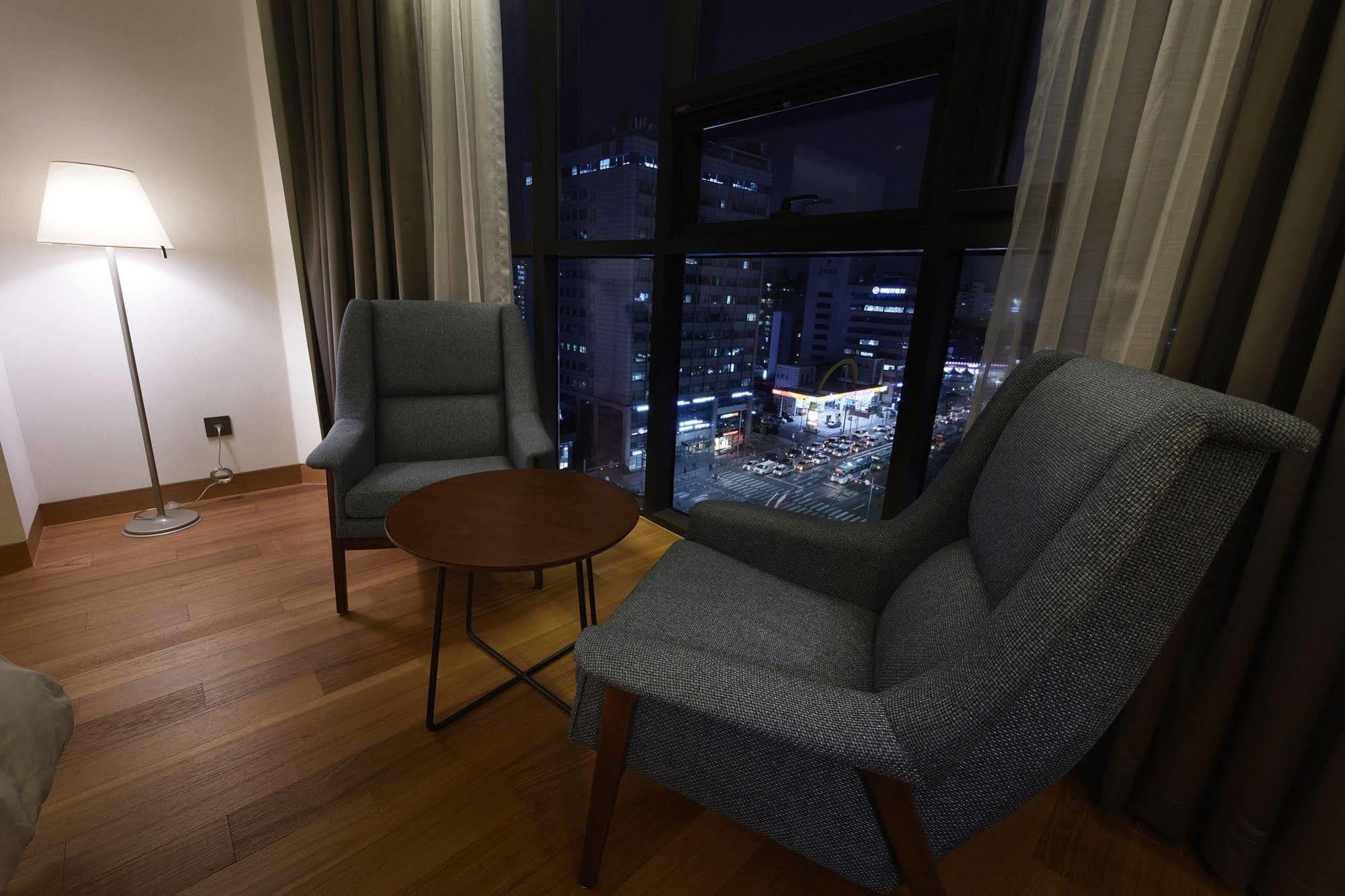 Standard Hotel Seoul Exterior photo